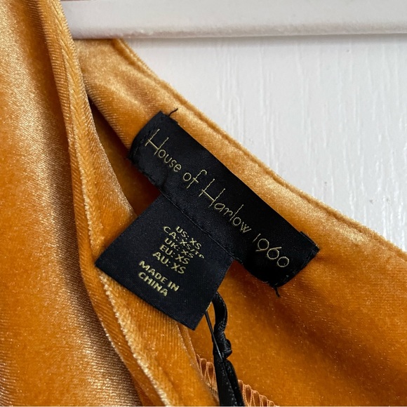 NWT House of Harlow 1960 Women’s Slinky Ruched Velvet Mini Dress Gold X-Small - Picture 9 of 14
